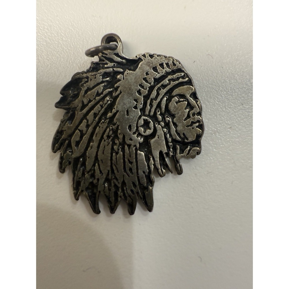 Vintage 825 Silver Indian Headdress Pendant   8.8 grams - Engraved Waxahachie